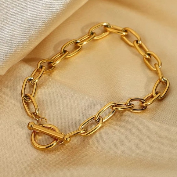18K Gold Plated Chain Bracelet - Picture 3 of 5